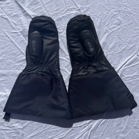 SOLD.   Winter Gloves - Superior Glove SnowForce™ - Picture 2 of 2